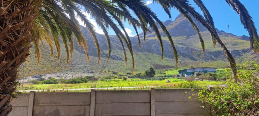 3 Bedroom Property for Sale in Kleinmond Western Cape